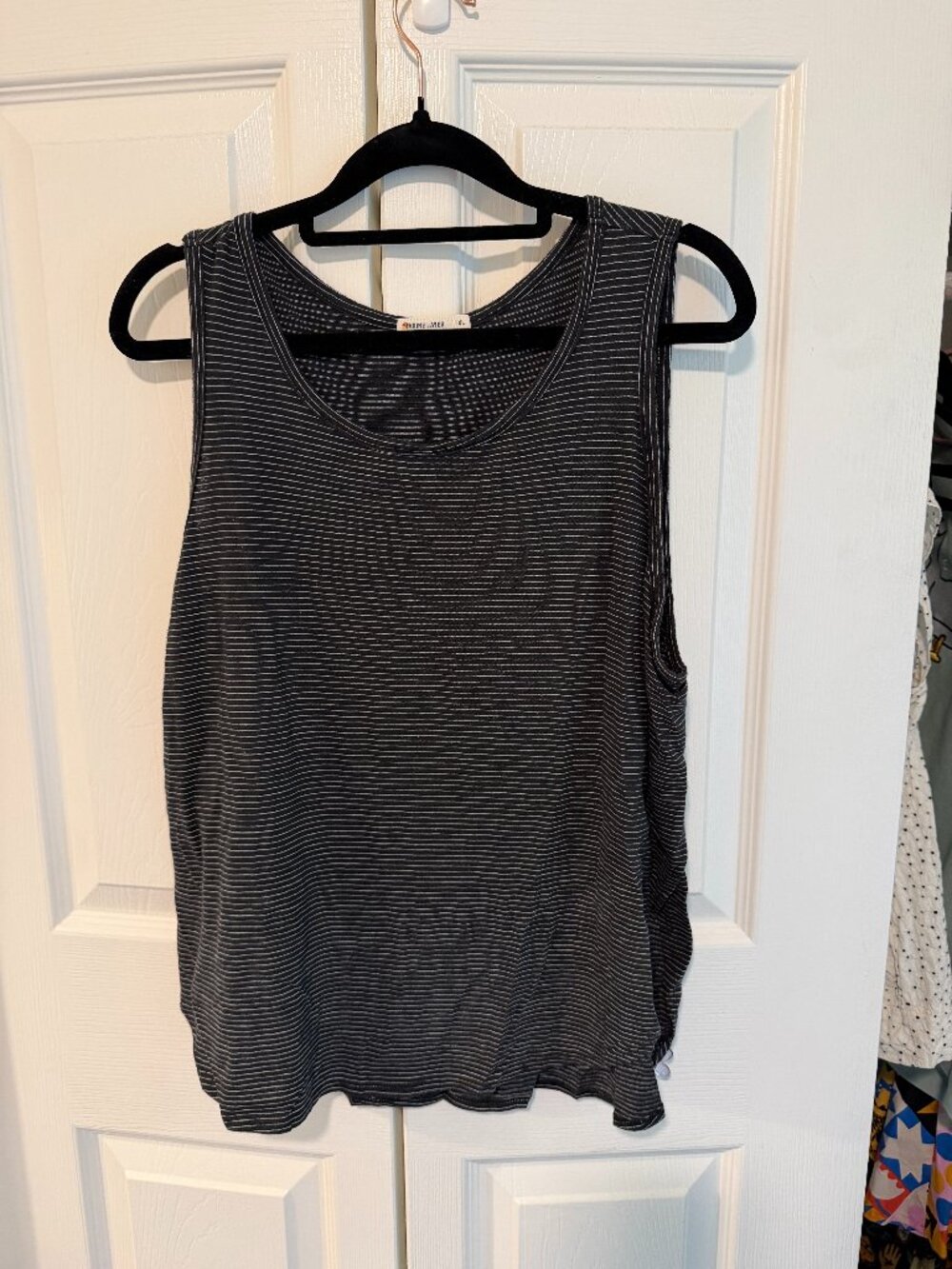 Marine Layer Striped Split-Hem Tank – Size XL – Black & White Pinstripe